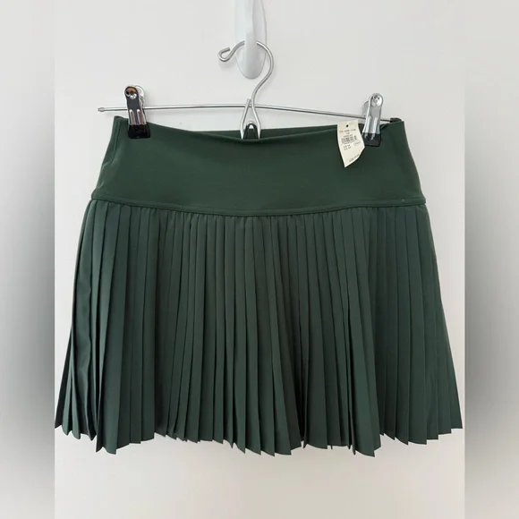 NEW Offline by Aerie All Aces Tennis Skirt - size M - Picture 2 of 4